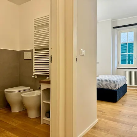 Lusso Dei Rolli Attico Pellicceria Con Terrazzo Genoa