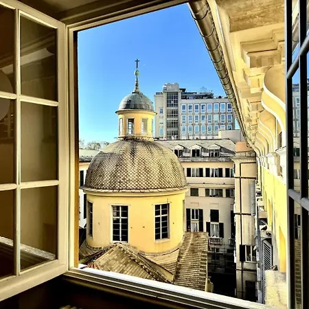 Lusso Dei Rolli Attico Pellicceria Con Terrazzo Genoa