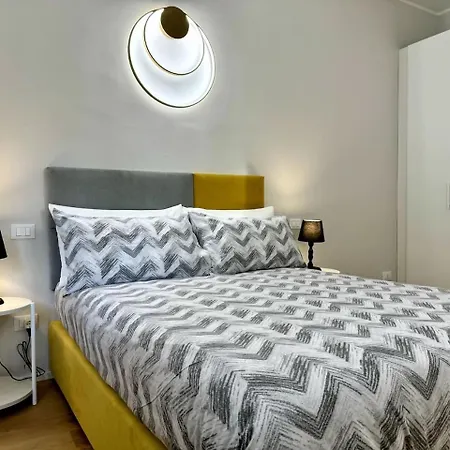Apartment Lusso Dei Rolli Attico Pellicceria Con Terrazzo *