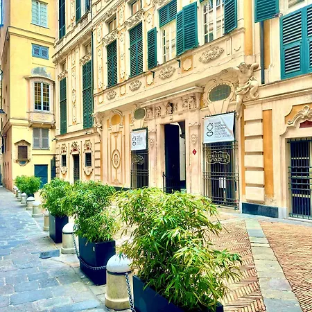 Lusso Dei Rolli Attico Pellicceria Con Terrazzo Appartement Gênes