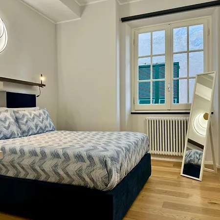 Lusso Dei Rolli Attico Pellicceria Con Terrazzo Gênes