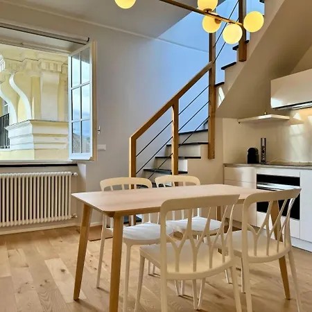 Lusso Dei Rolli Attico Pellicceria Con Terrazzo Appartement Gênes