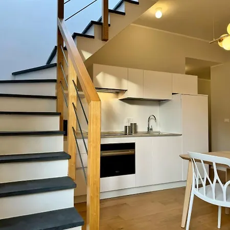 Lusso Dei Rolli Attico Pellicceria Con Terrazzo * Gênes
