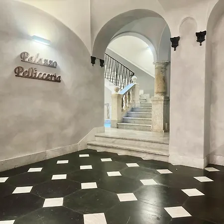 Lusso Dei Rolli Attico Pellicceria Con Terrazzo Daire