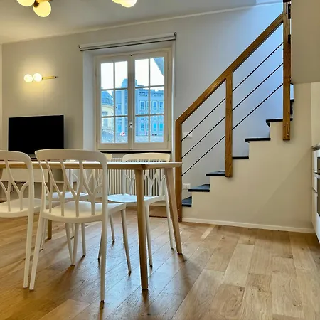 Lusso Dei Rolli Attico Pellicceria Con Terrazzo Daire