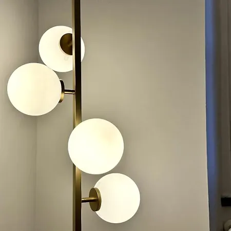 Lusso Dei Rolli Attico Pellicceria Con Terrazzo Daire