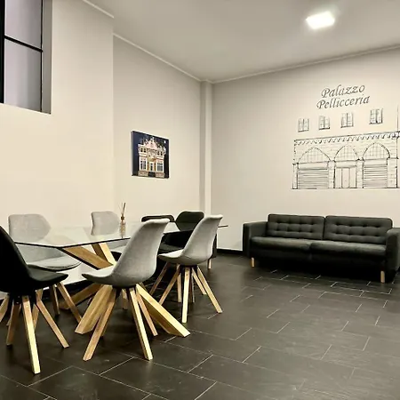 Daire Lusso Dei Rolli Attico Pellicceria Con Terrazzo Cenova